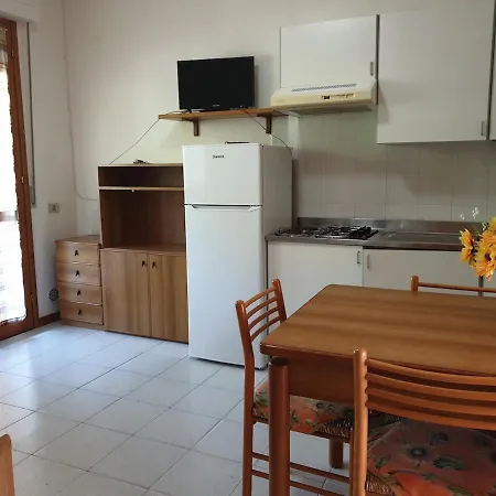 Isstravel, Homes In From 400 To 900 Meters From The Sea